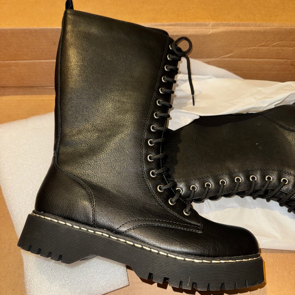Women's Black Lace-Up Boots